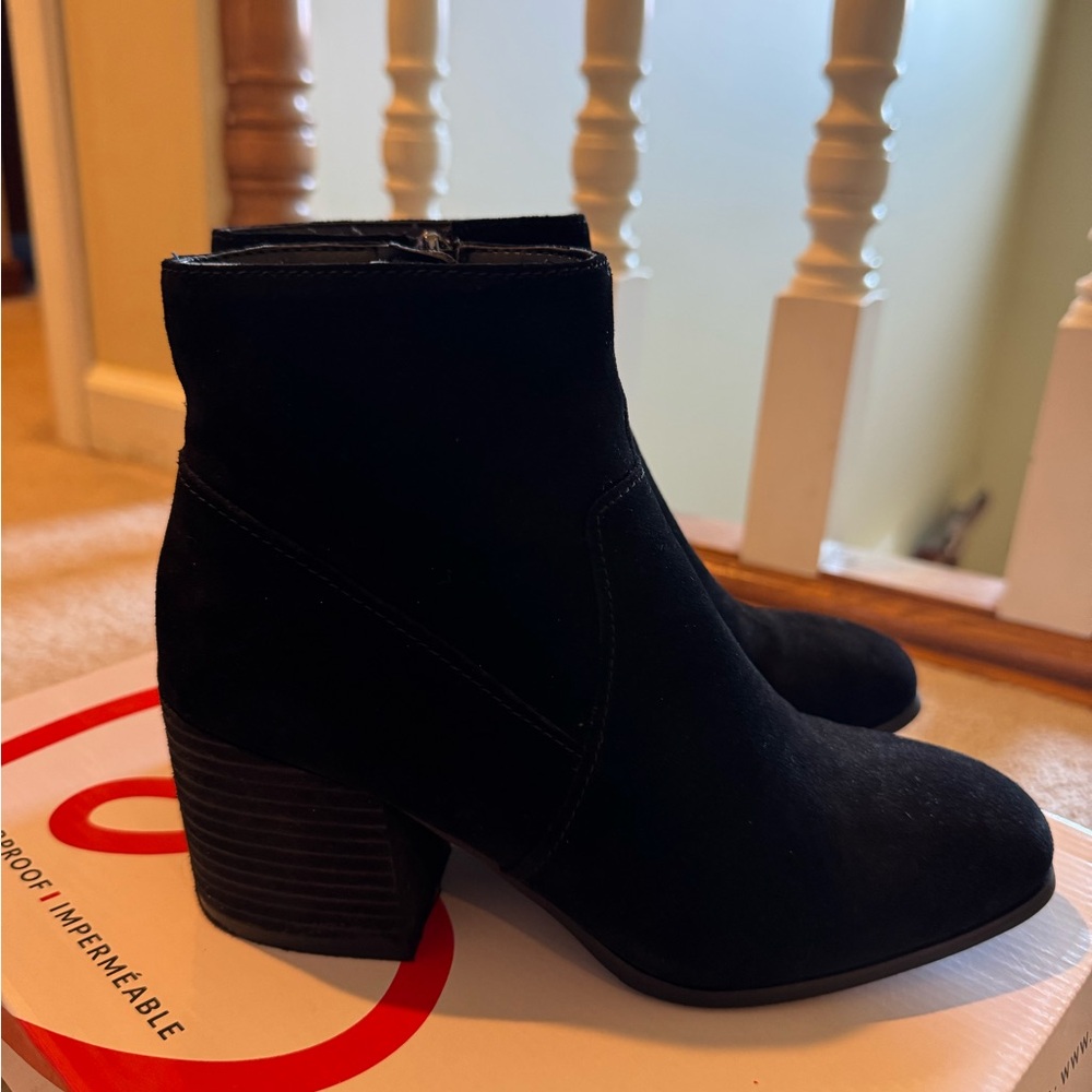 Blondo “Sandra” black suede boots, size 6 - Picture 3 of 5